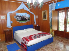 Отель B&B Villa Tina  Альфедена